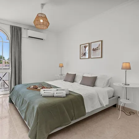 Apartment Elegant Flat With Pool & Balcony By Hostwise Tavira