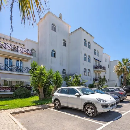 Apartment Elegant Flat With Pool & Balcony By Hostwise Tavira