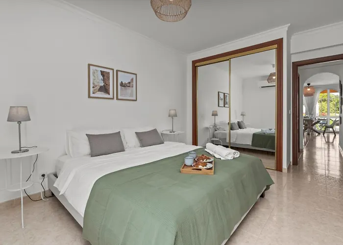 شقة Elegant Flat With Pool & Balcony By Hostwise تافيرا