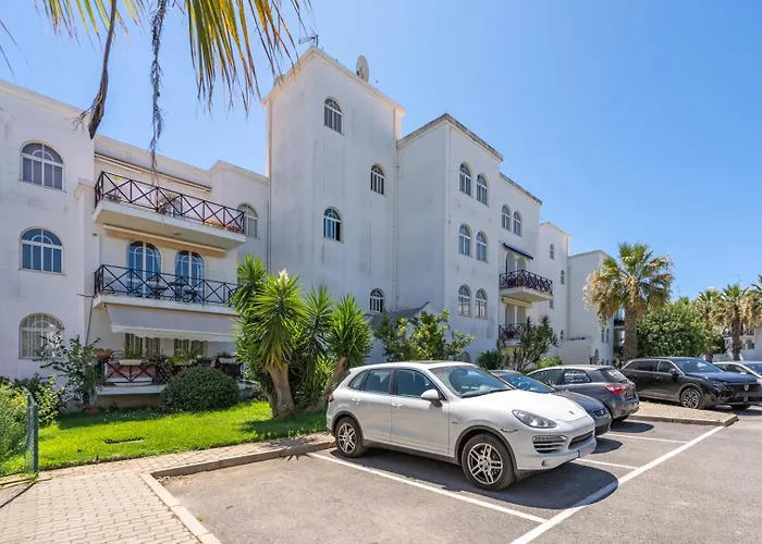 アパート Elegant Flat With Pool & Balcony By Hostwise タヴィラ